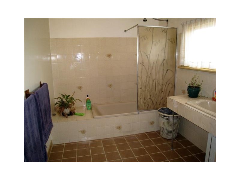 18 East Tce, Ceduna SA 5690