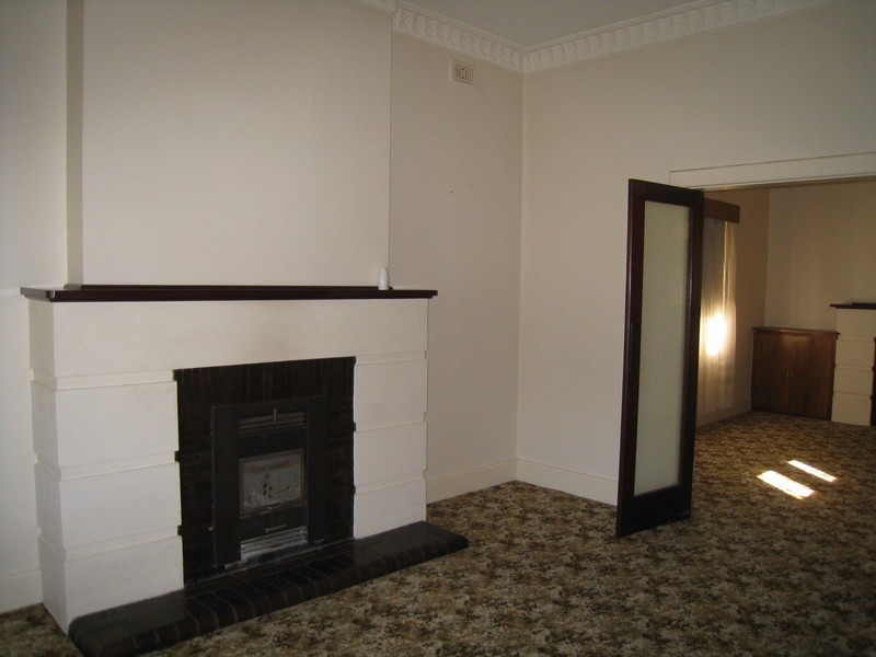 2 Flinders Hwy, Port Lincoln SA 5606