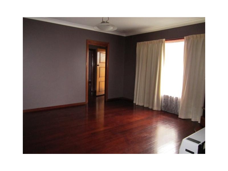 15 Lorraine Ave, Port Lincoln SA 5606