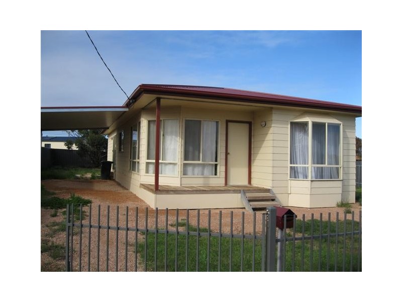 38 Kloeden Street, Ceduna SA 5690