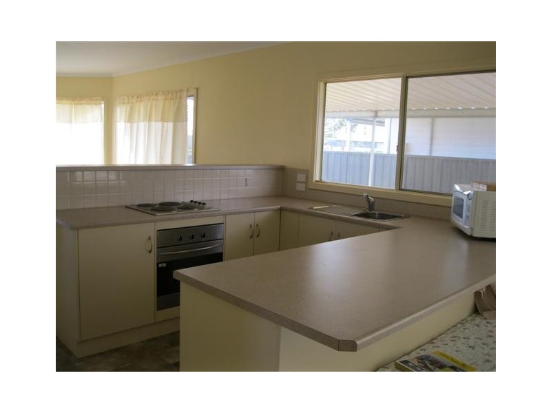 38 Kloeden Street, Ceduna SA 5690