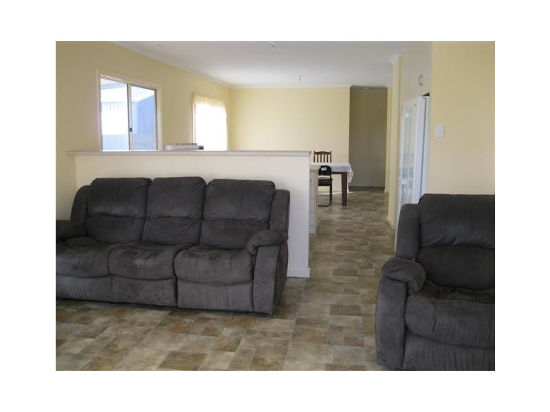38 Kloeden Street, Ceduna SA 5690
