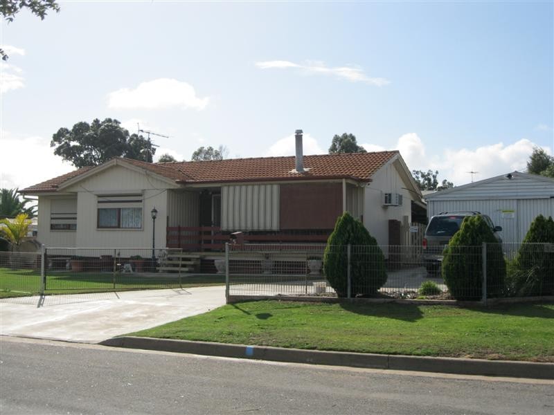 5 Chadwick Street, Ceduna SA 5690