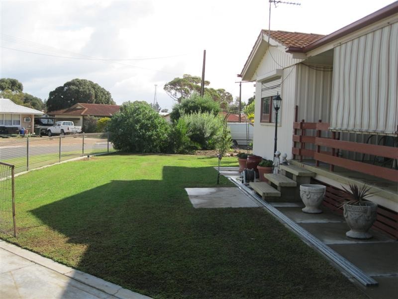 5 Chadwick Street, Ceduna SA 5690