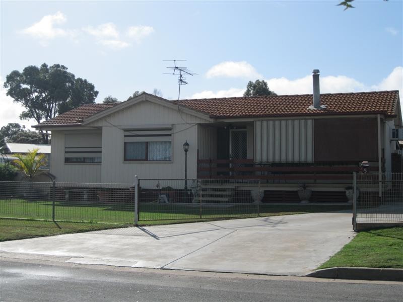 5 Chadwick Street, Ceduna SA 5690