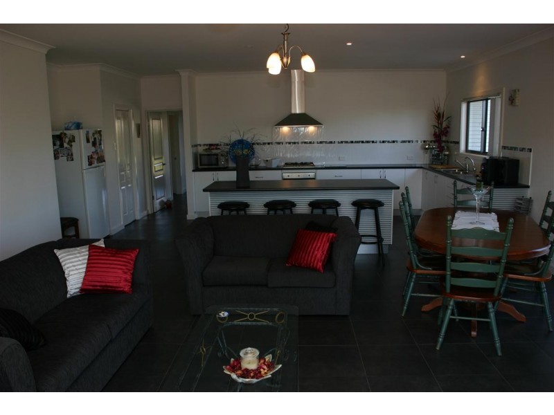 2/9 Ives Place, Port Lincoln SA 5606