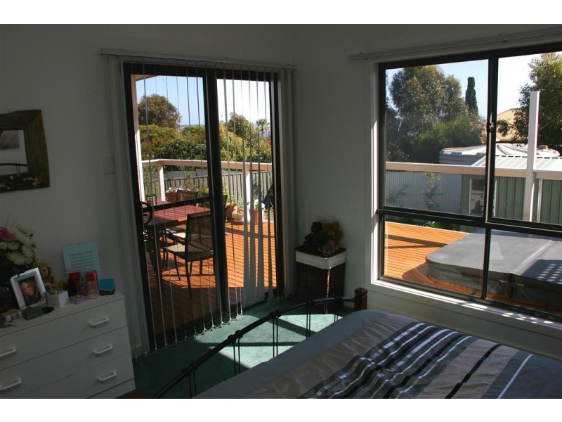 2/9 Ives Place, Port Lincoln SA 5606