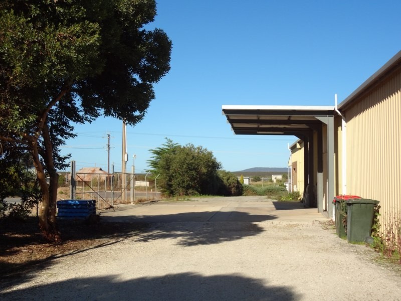 48 Proper Bay Road, Port Lincoln SA 5606