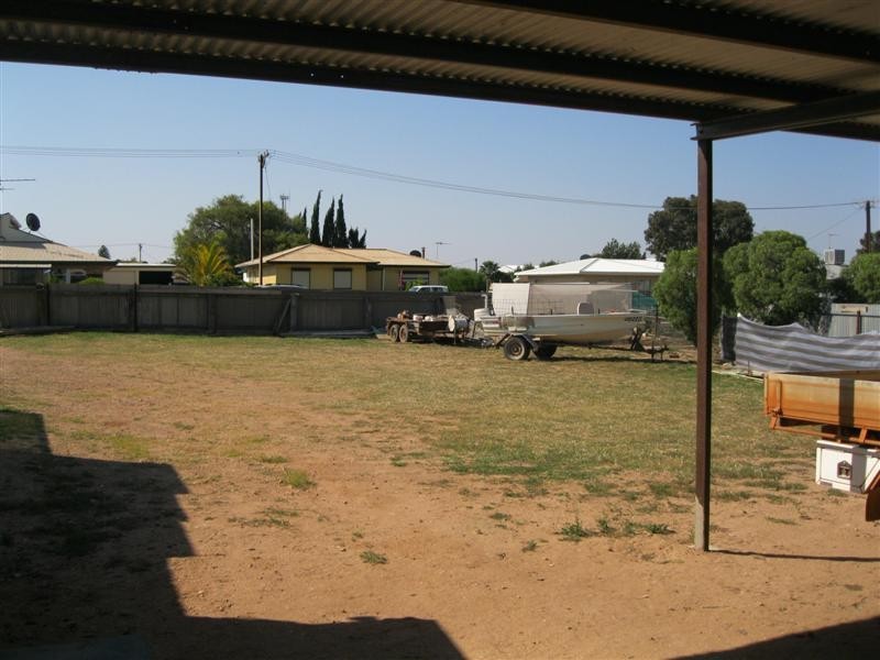 2 Dahl Street, Ceduna SA 5690