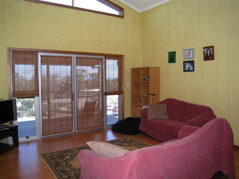 12 Betts Street, Ceduna SA 5690