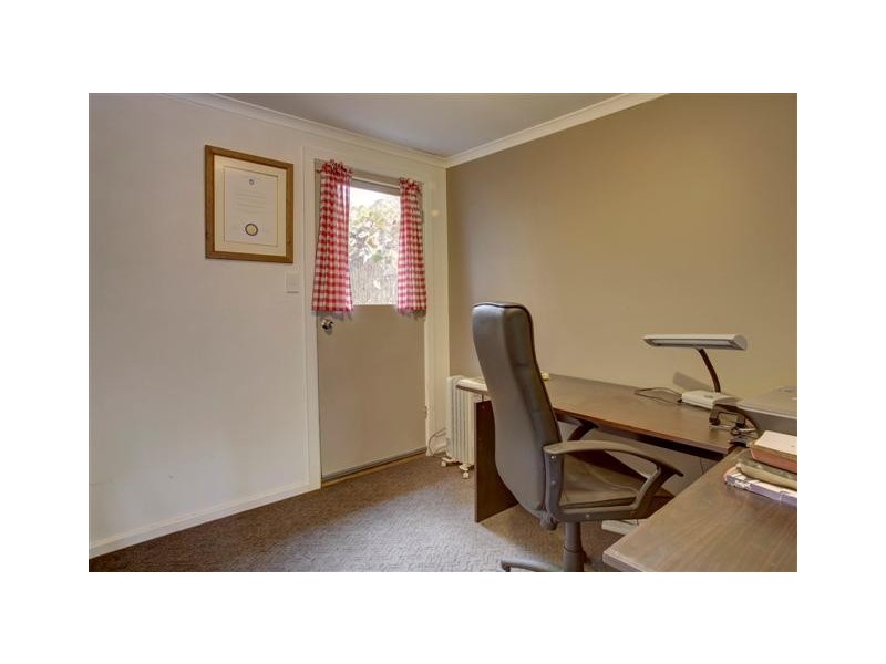 21 Paringa Avenue, Port Lincoln SA 5606
