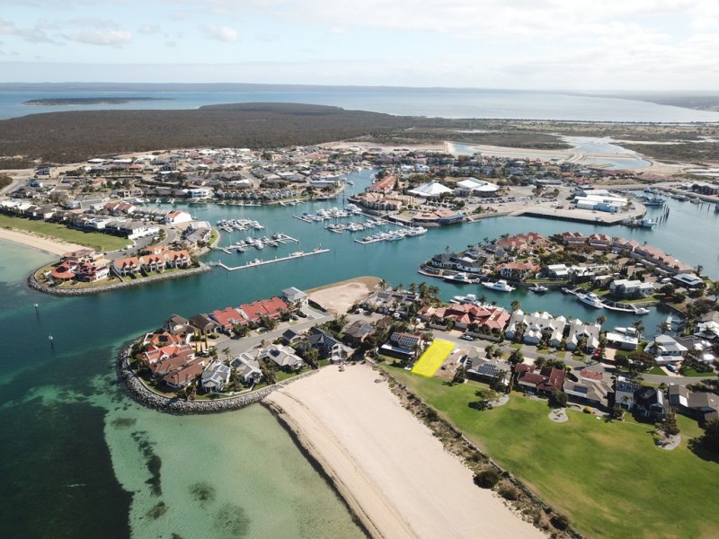 2/13 North Point Avenue, Port Lincoln SA 5606