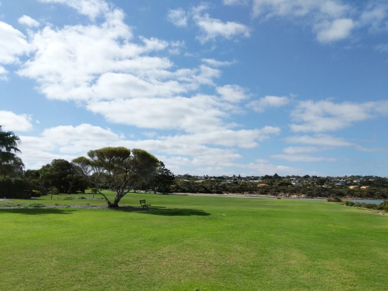 2/13 North Point Avenue, Port Lincoln SA 5606