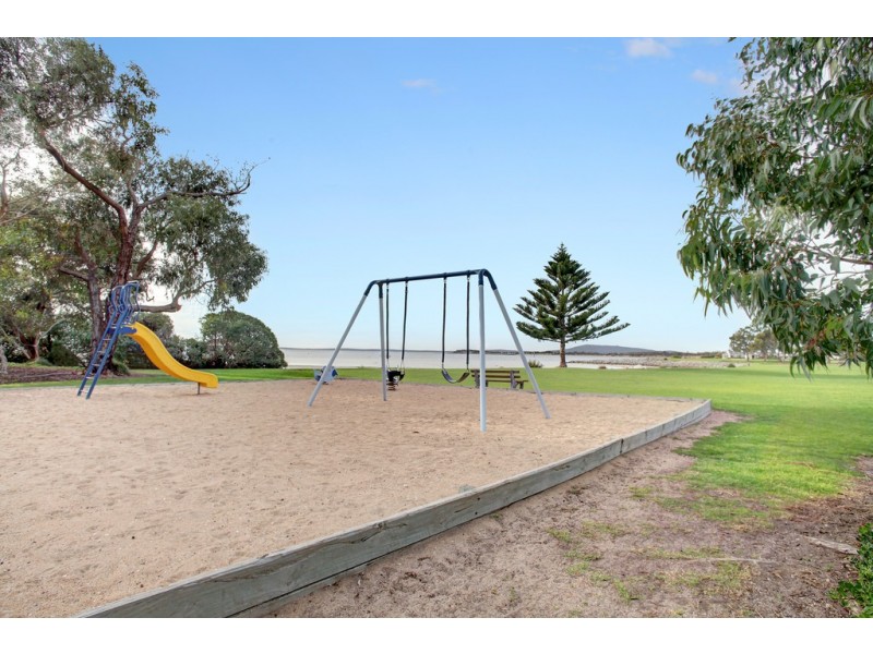 2/13 North Point Avenue, Port Lincoln SA 5606