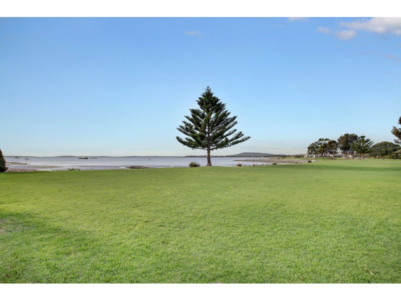 2/13 North Point Avenue, Port Lincoln SA 5606