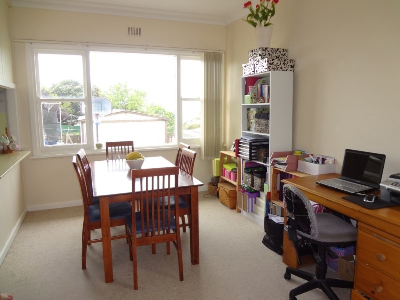 8 Lorraine Avenue, Port Lincoln SA 5606