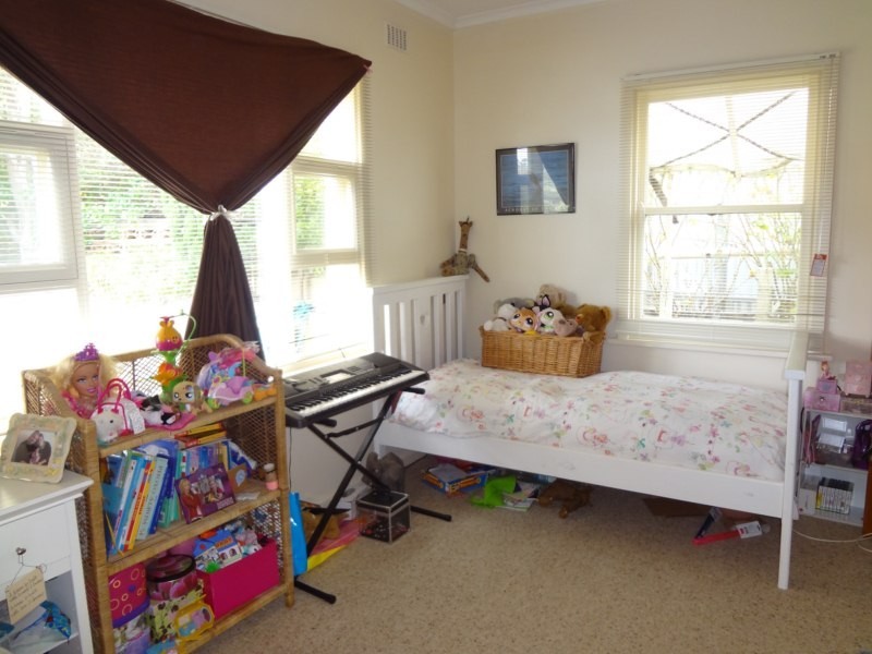 8 Lorraine Avenue, Port Lincoln SA 5606