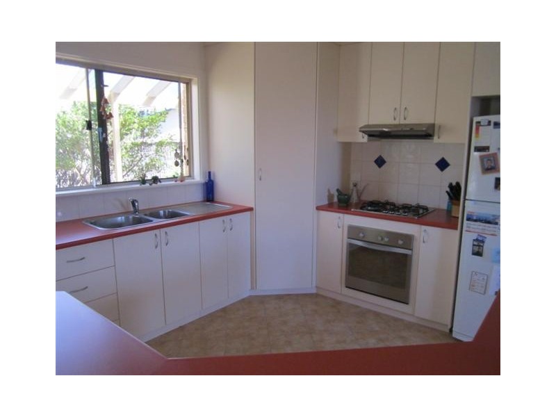 9 Lake View Ave, Port Lincoln SA 5606