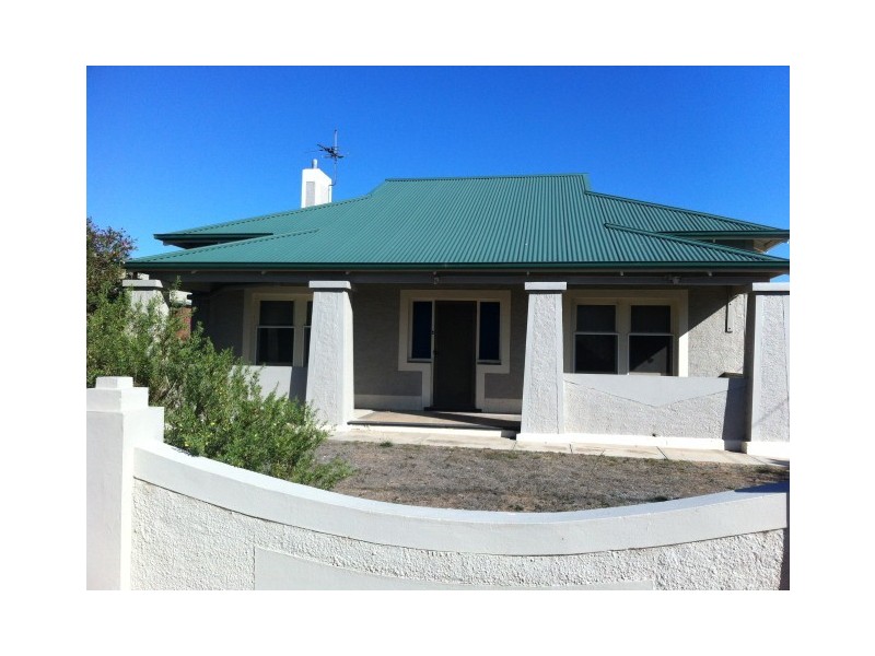 69 Poynton Street, Ceduna SA 5690