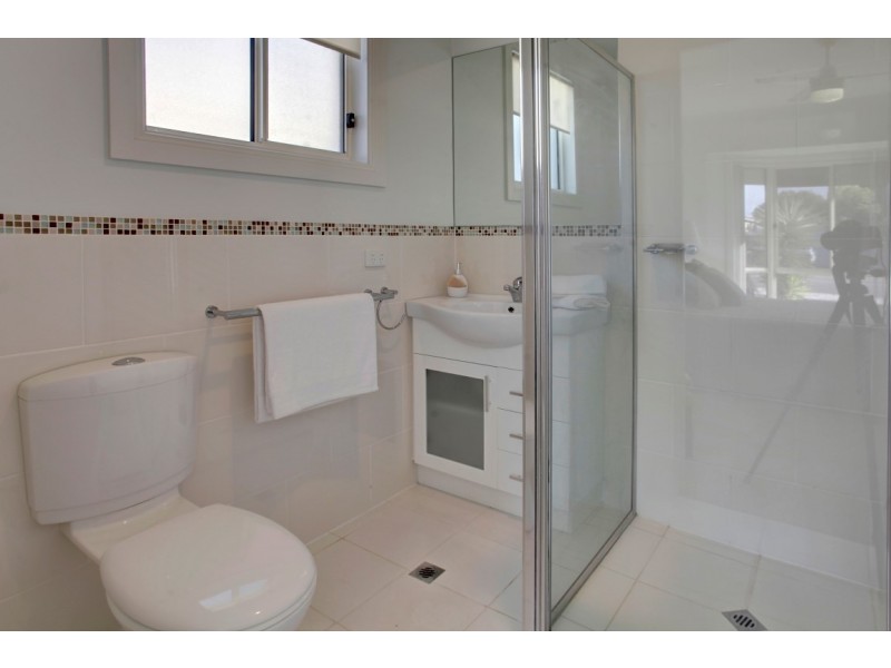 2/16 Wavell Rd, Port Lincoln SA 5606
