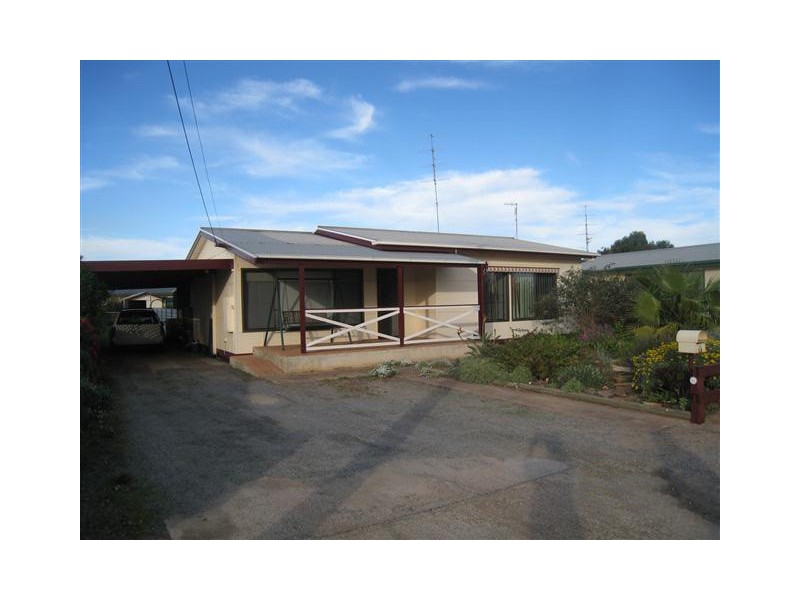 19 Robert Street, Tumby Bay SA 5605