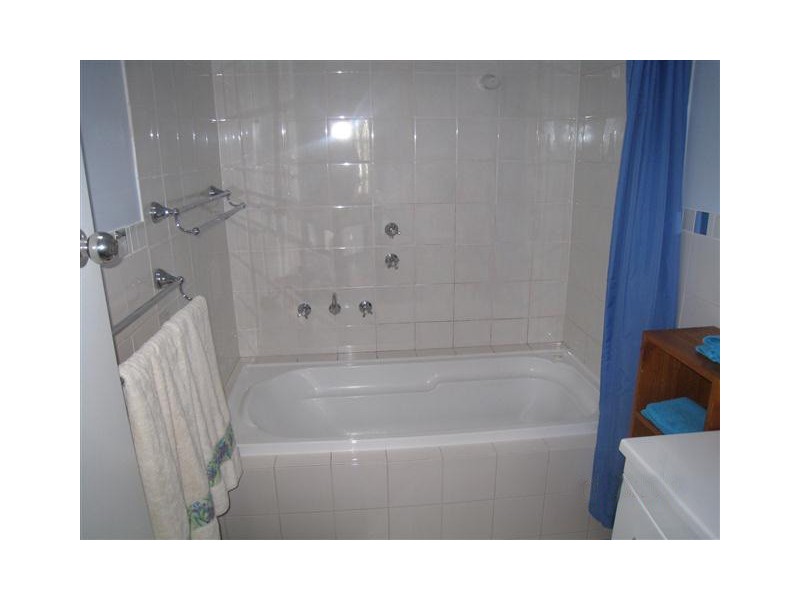 19 Robert Street, Tumby Bay SA 5605