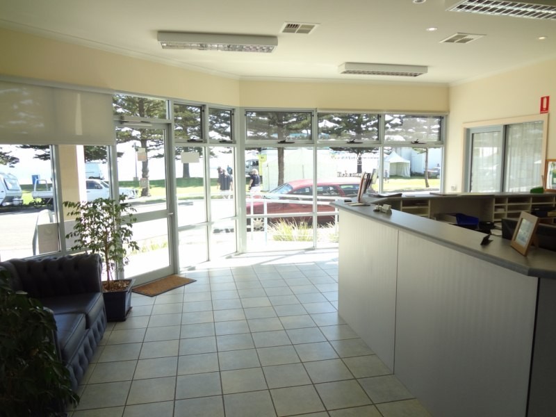 1/100 Tasman Terrace, Port Lincoln SA 5606