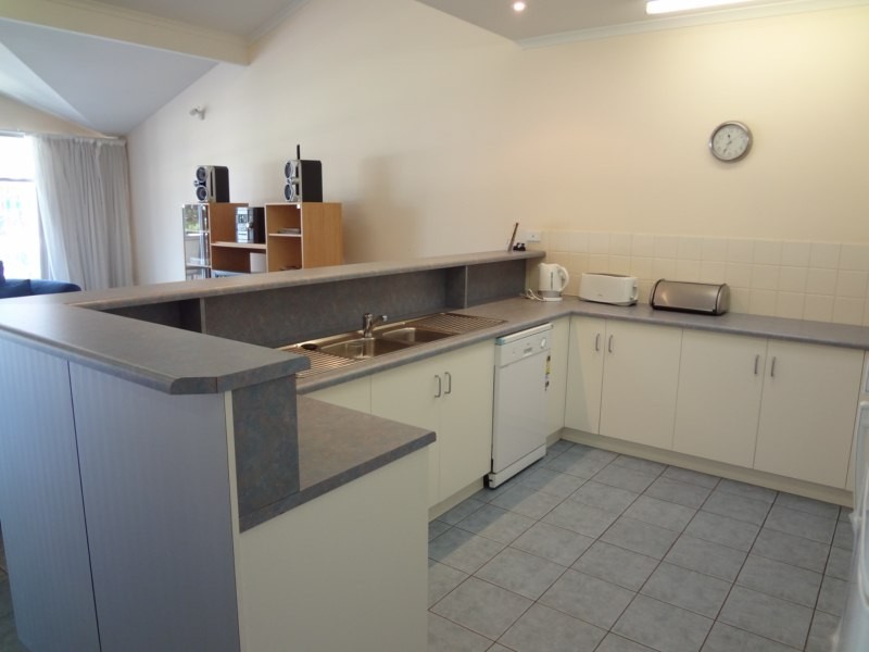 2 and 3-100 Tasman Terrace, Port Lincoln SA 5606