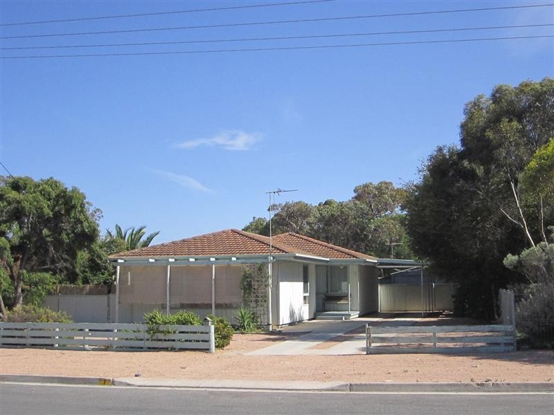 7 Tonkin Street, Ceduna SA 5690