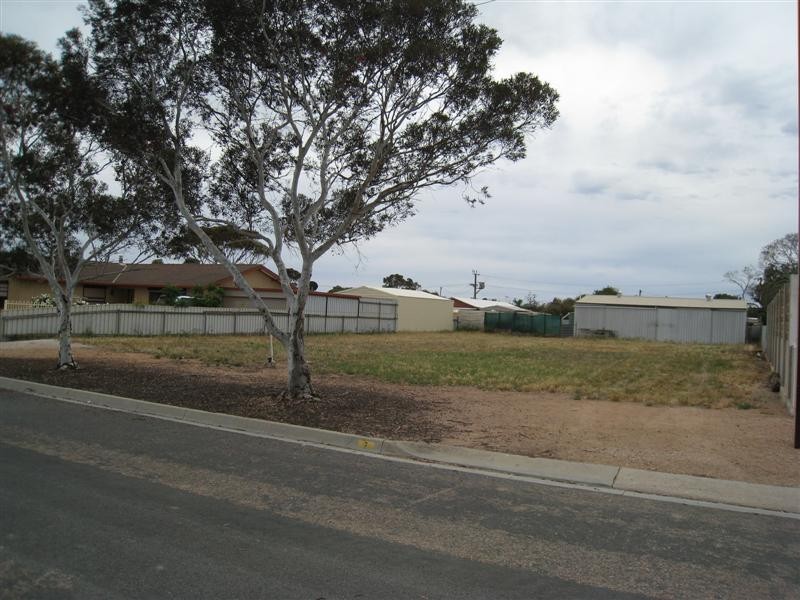 2 Nicholas Street, Ceduna SA 5690