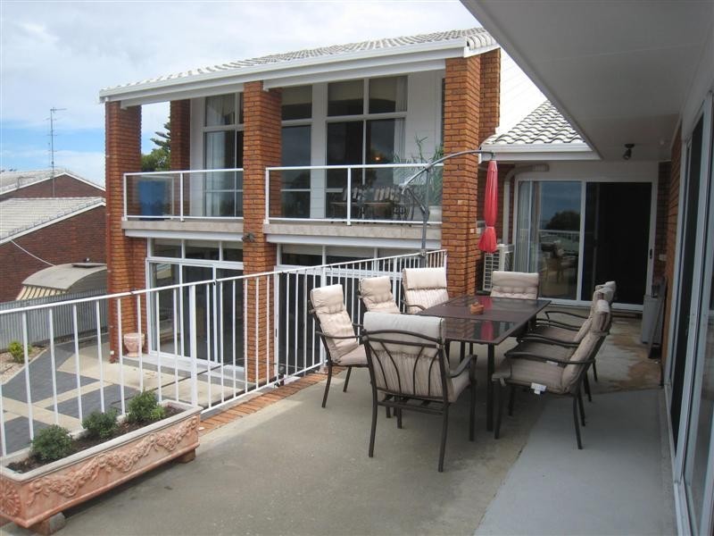 6 Bellewood Avenue, Port Lincoln SA 5606