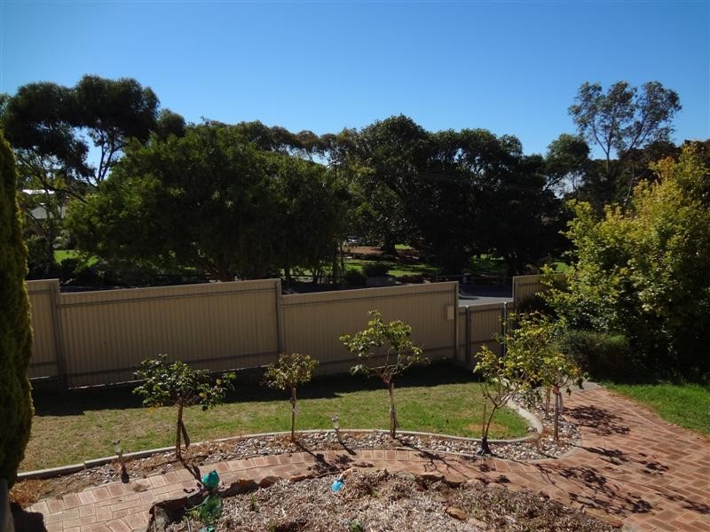 13 Flinders Highway, Port Lincoln SA 5606