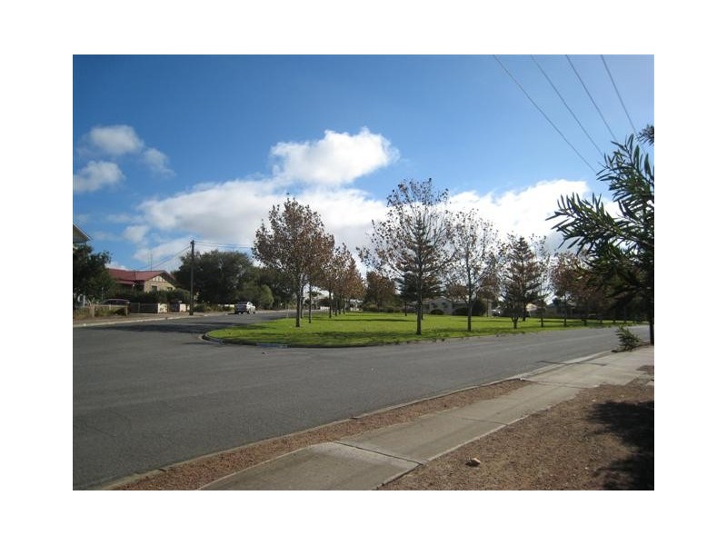 32 Moonta Crescent, Port Lincoln SA 5606