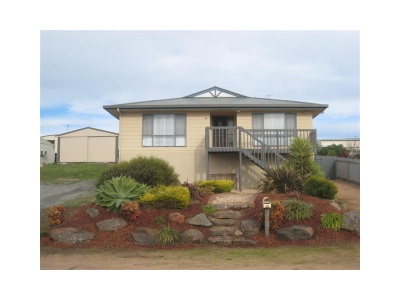 28 Flinders Avenue, Port Lincoln SA 5606
