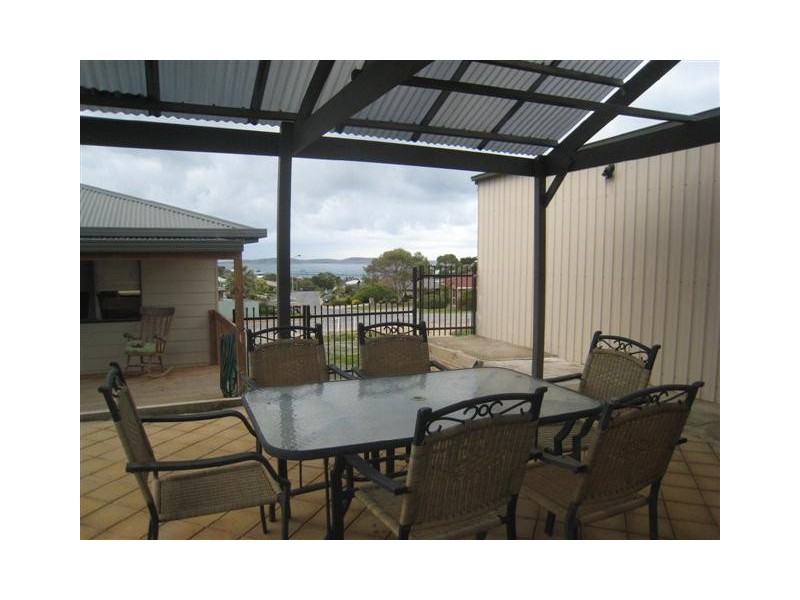 28 Flinders Avenue, Port Lincoln SA 5606