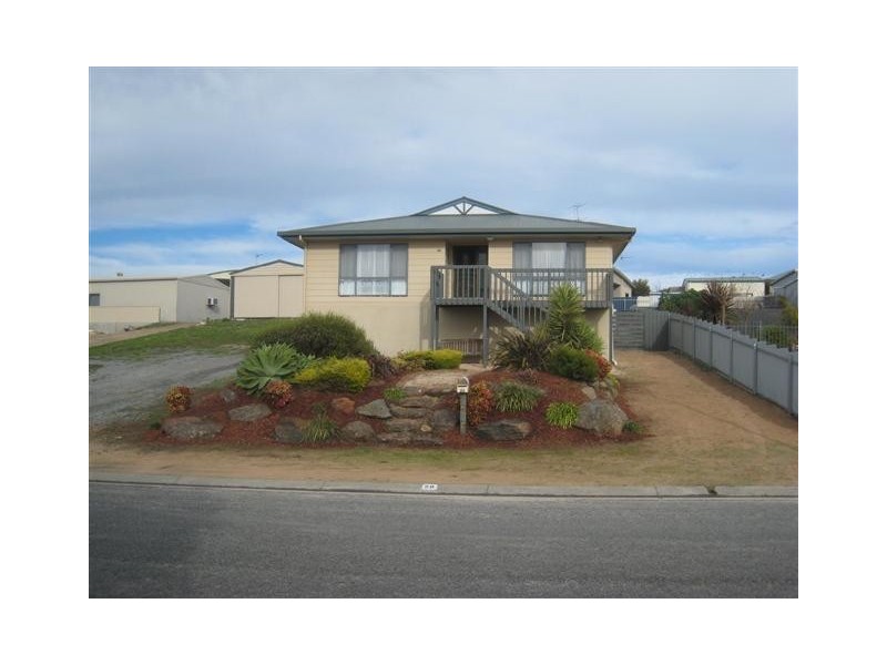 28 Flinders Avenue, Port Lincoln SA 5606