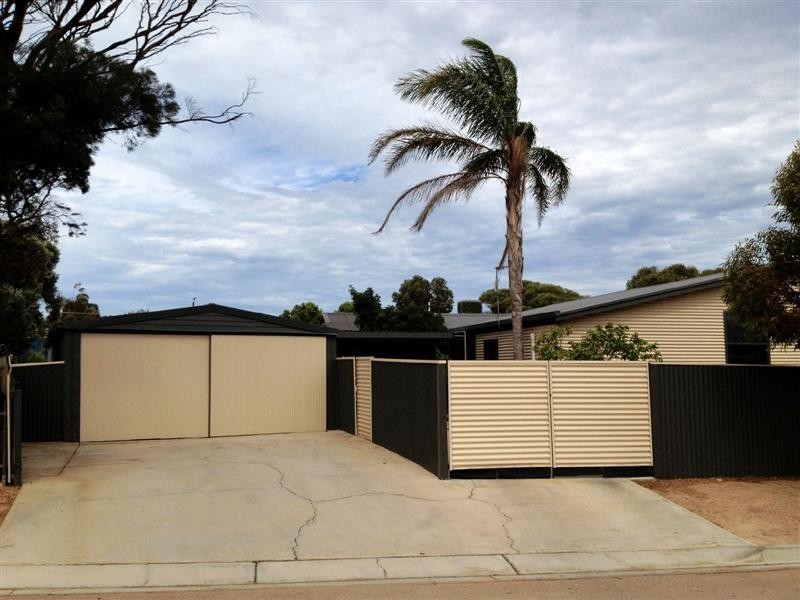 6 Adey Crescent, Ceduna SA 5690
