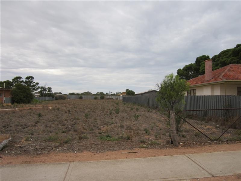 36 McKenzie Street, Ceduna SA 5690