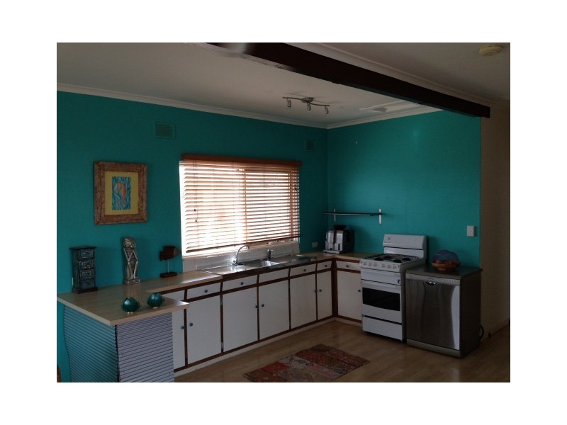 14 Drew St, Thevenard SA 5690