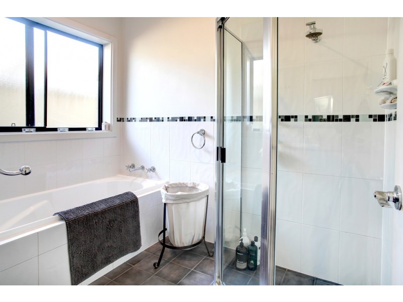 12 Cove View Drive, Port Lincoln SA 5606