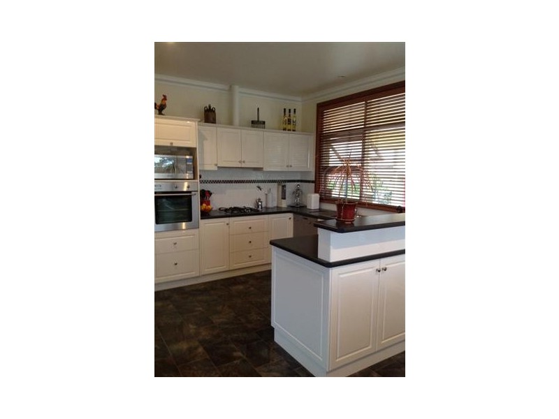 49 Flinders Hwy, Port Lincoln SA 5606
