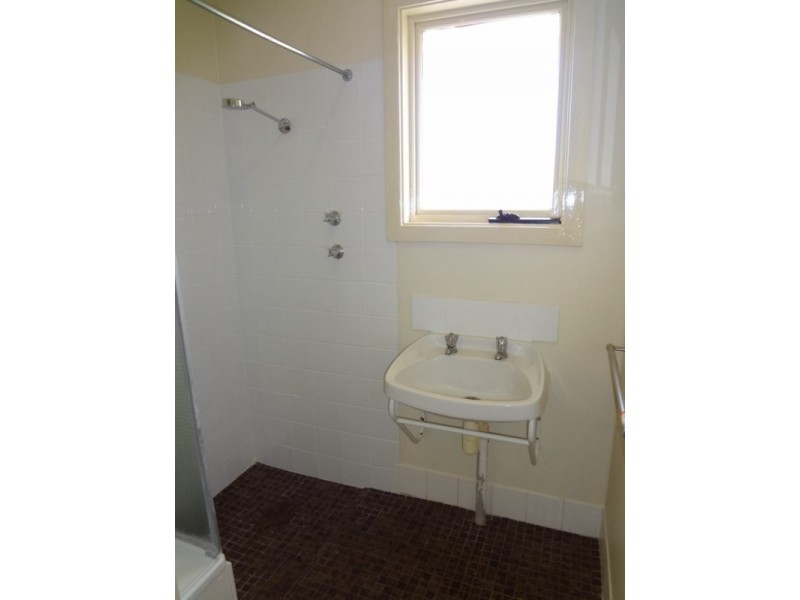 8 Tacoma Street, Port Lincoln SA 5606