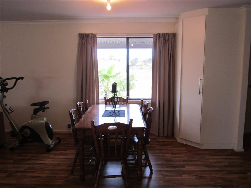 12 Talbot Grove, Ceduna SA 5690