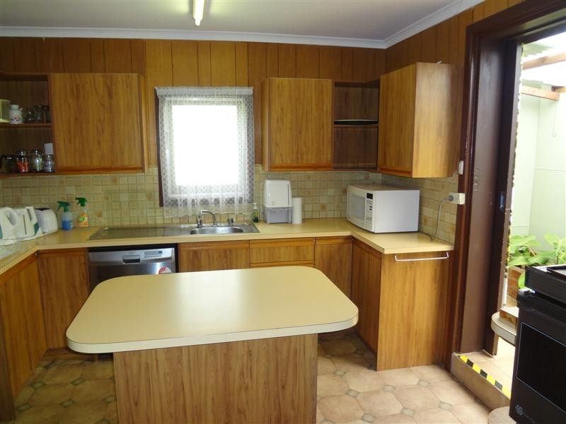 10 Shaen Street, Port Lincoln SA 5606