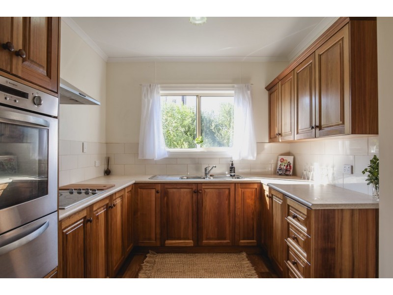 21 Grantala Road, Port Lincoln SA 5606