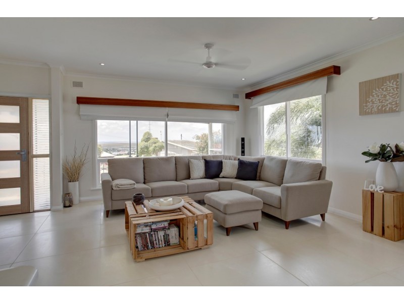 8 Holroyd Avenue, Port Lincoln SA 5606