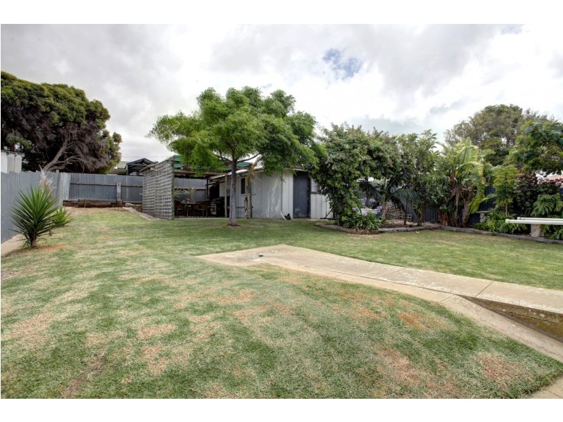 8 Holroyd Avenue, Port Lincoln SA 5606