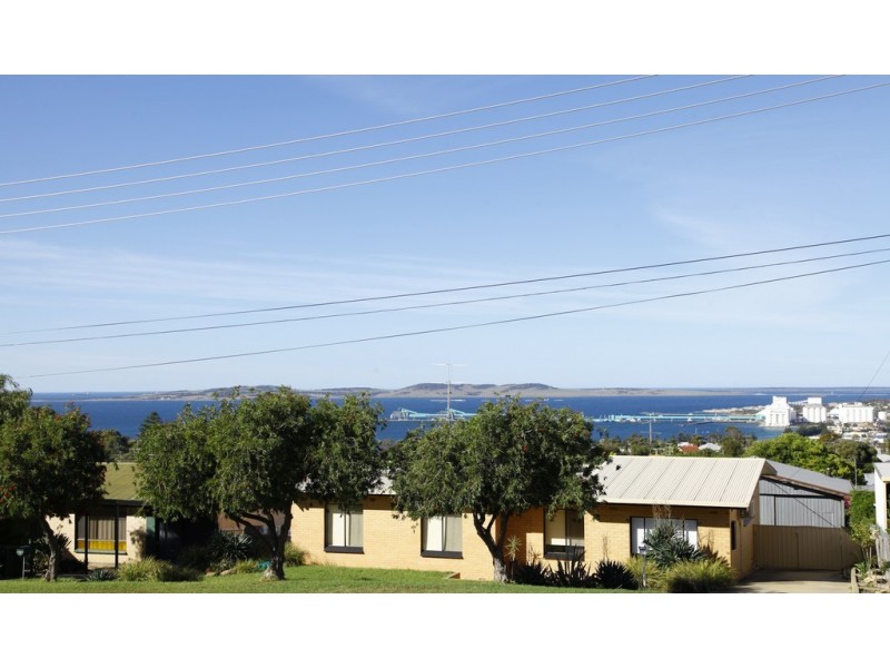 17 Easton Road, Port Lincoln SA 5606