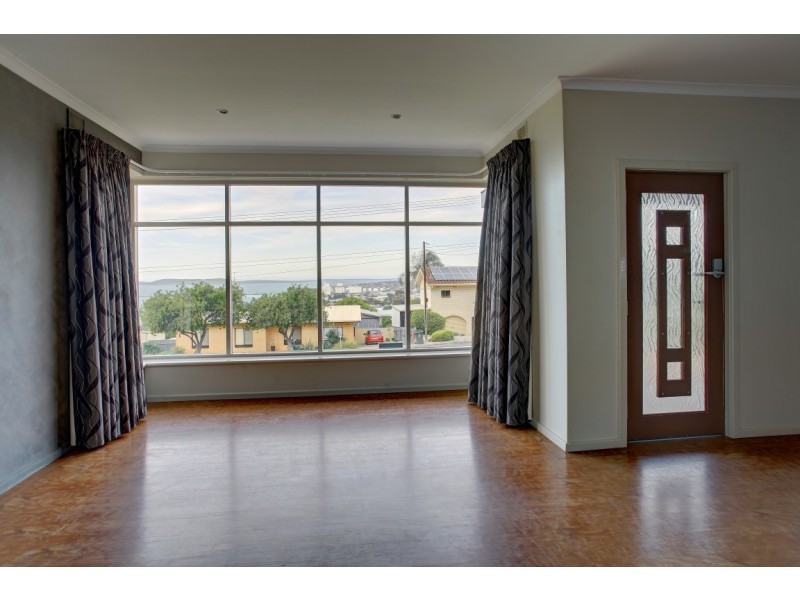 17 Easton Road, Port Lincoln SA 5606