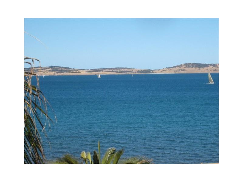 138 Lincoln Highway, Port Lincoln SA 5606